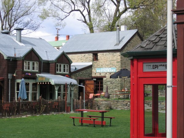 Arrowtown Stables 5196 600